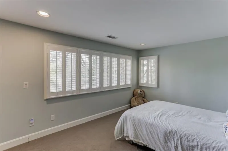 210 N Chambord Drive Nw, Atlanta, Georgia 30327, 6 Bedrooms Bedrooms, ,6 BathroomsBathrooms,Residential,Sold,210 N Chambord Drive Nw,5989590