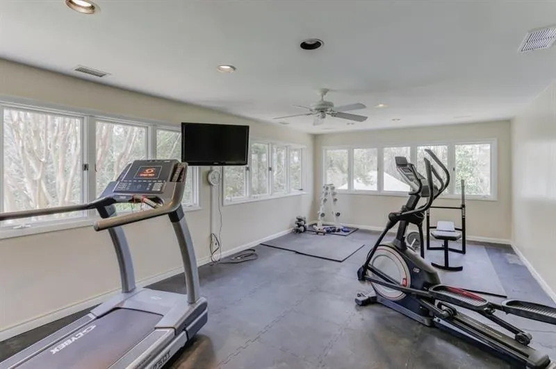 210 N Chambord Drive Nw, Atlanta, Georgia 30327, 6 Bedrooms Bedrooms, ,6 BathroomsBathrooms,Residential,Sold,210 N Chambord Drive Nw,5989590