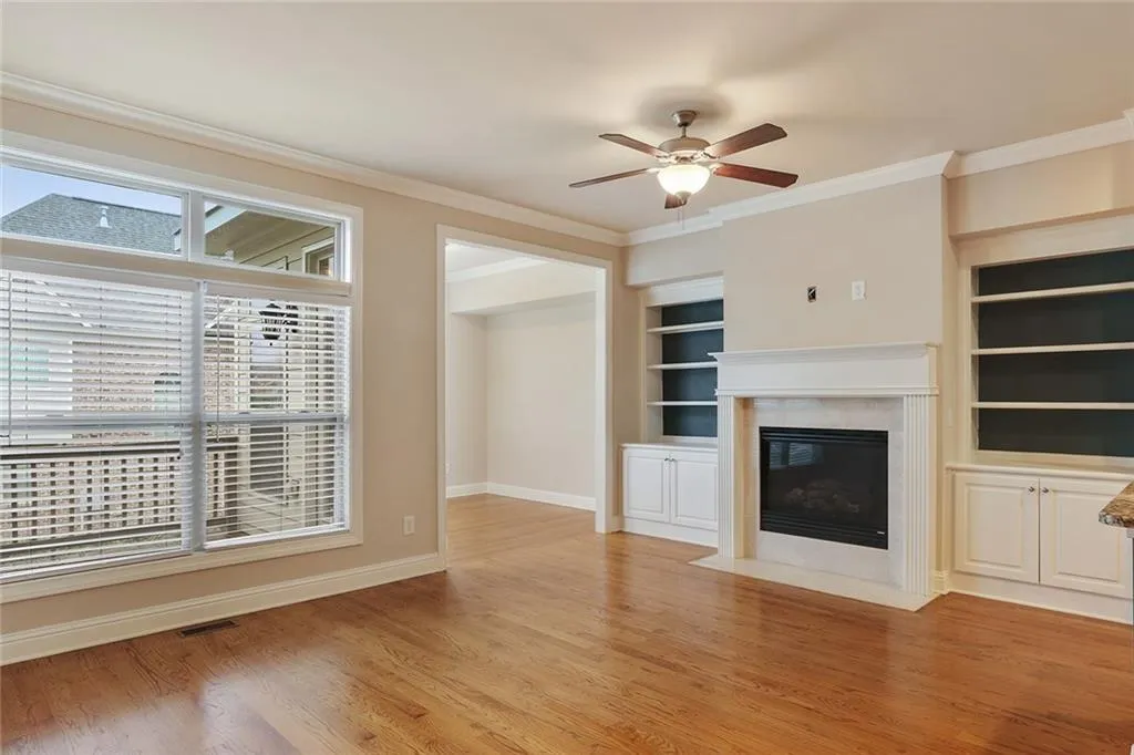 7960 Highland Bluff Unit 352, Atlanta, Georgia 30328, 3 Bedrooms Bedrooms, ,3 BathroomsBathrooms,Residential,Sold,7960 Highland Bluff Unit 352,5844942