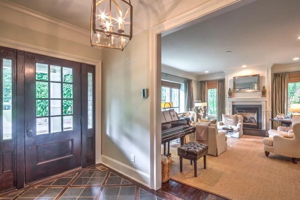 898 Dean Drive Nw, Atlanta, Georgia 30318, 5 Bedrooms Bedrooms, ,4 BathroomsBathrooms,Residential,Sold,898 Dean Drive Nw,5602036