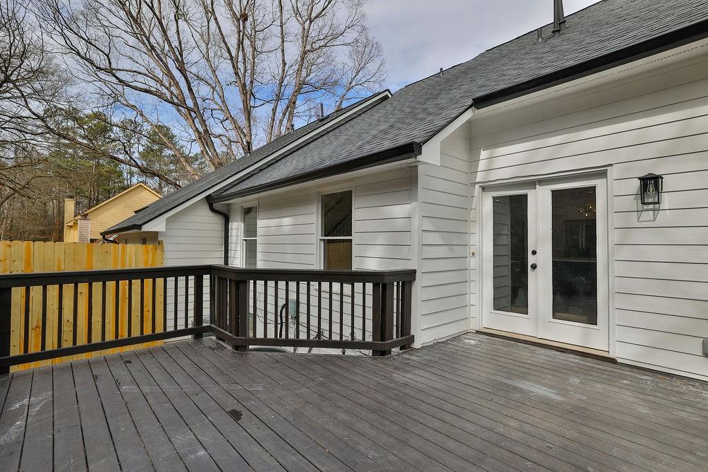 295 DUNWOODY CREEK Circle, Sandy Springs, Georgia 30350, 4 Bedrooms Bedrooms, ,3 BathroomsBathrooms,Residential,Sold,295 DUNWOODY CREEK Circle,7306062