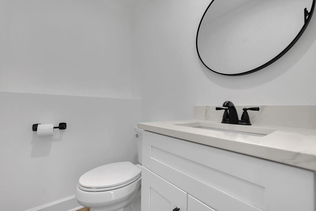 295 DUNWOODY CREEK Circle, Sandy Springs, Georgia 30350, 4 Bedrooms Bedrooms, ,3 BathroomsBathrooms,Residential,Sold,295 DUNWOODY CREEK Circle,7306062