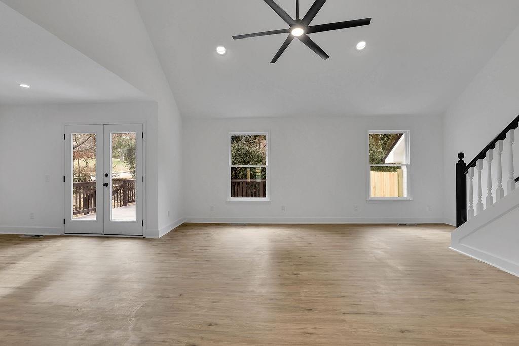 295 DUNWOODY CREEK Circle, Sandy Springs, Georgia 30350, 4 Bedrooms Bedrooms, ,3 BathroomsBathrooms,Residential,Sold,295 DUNWOODY CREEK Circle,7306062