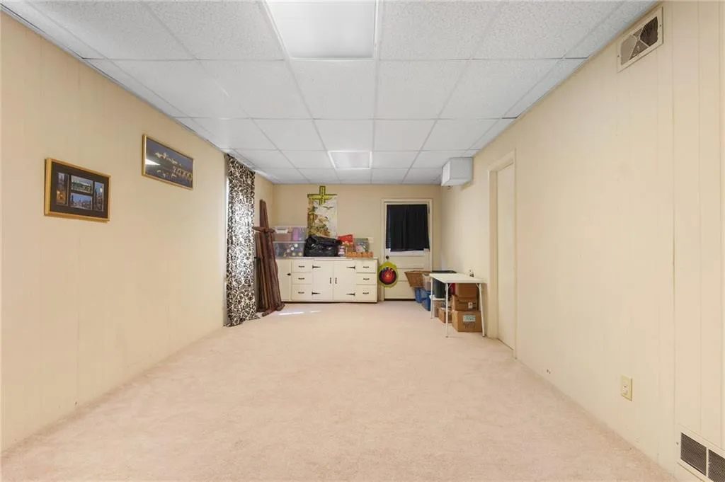626 Lorell Terrace, Atlanta, Georgia 30328, 3 Bedrooms Bedrooms, ,2 BathroomsBathrooms,Residential,Sold,626 Lorell Terrace,7021817