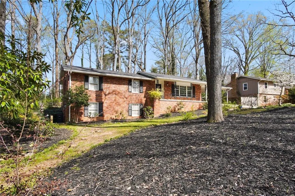626 Lorell Terrace, Atlanta, Georgia 30328, 3 Bedrooms Bedrooms, ,2 BathroomsBathrooms,Residential,Sold,626 Lorell Terrace,7021817