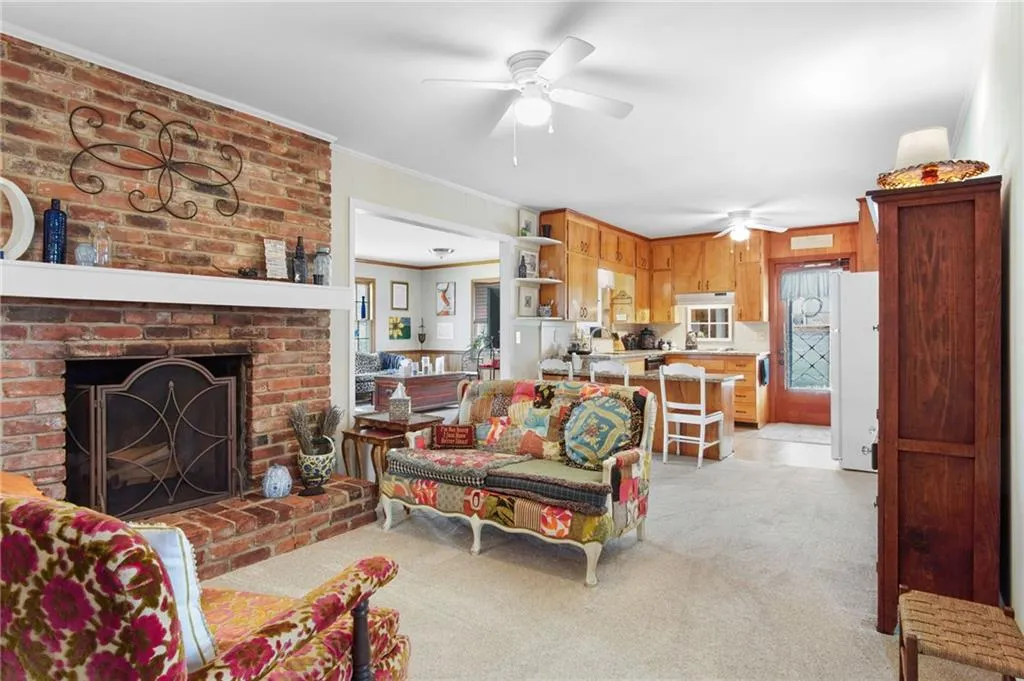 626 Lorell Terrace, Atlanta, Georgia 30328, 3 Bedrooms Bedrooms, ,2 BathroomsBathrooms,Residential,Sold,626 Lorell Terrace,7021817