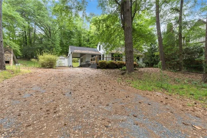 1899 Moores Mill Road Nw, Atlanta, Georgia 30318, 4 Bedrooms Bedrooms, ,2 BathroomsBathrooms,Residential,For Sale,1899 Moores Mill Road Nw,7611836