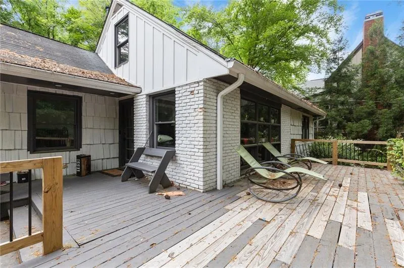 1899 Moores Mill Road Nw, Atlanta, Georgia 30318, 4 Bedrooms Bedrooms, ,2 BathroomsBathrooms,Residential,For Sale,1899 Moores Mill Road Nw,7611836