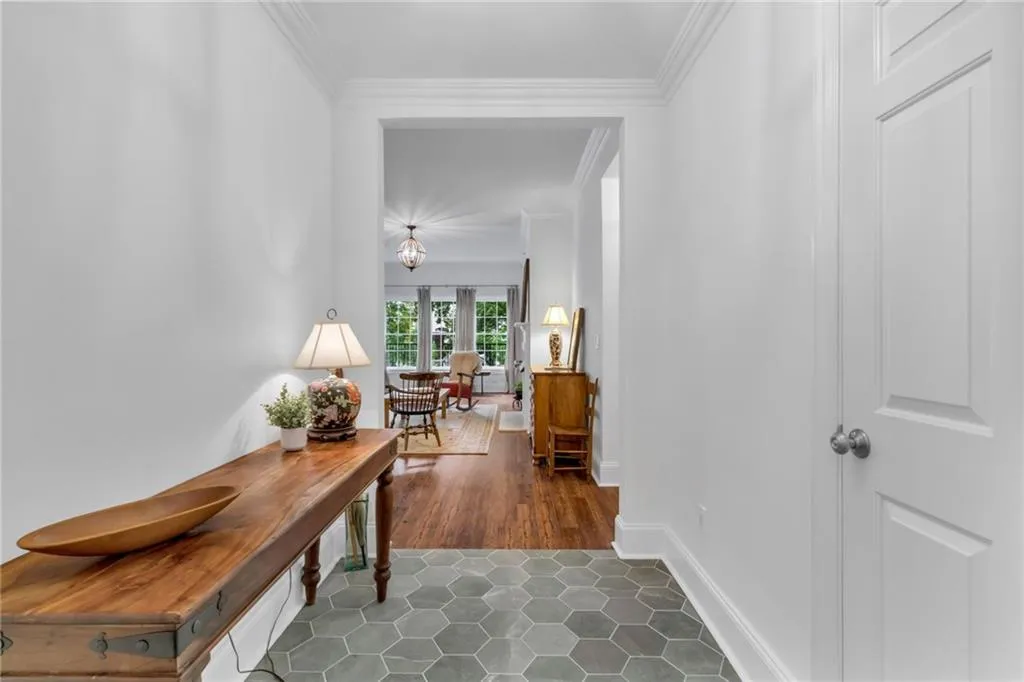 Front entryway