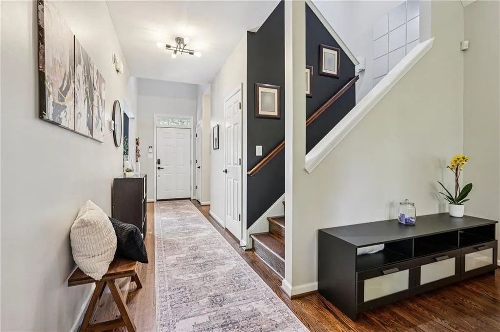 7155 Roswell Road Unit 48, Atlanta, Georgia 30328, 4 Bedrooms Bedrooms, ,2 BathroomsBathrooms,Residential,For Sale,7155 Roswell Road Unit 48,7750657