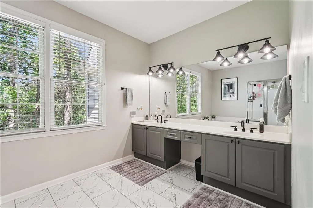 7155 Roswell Road Unit 48, Atlanta, Georgia 30328, 4 Bedrooms Bedrooms, ,2 BathroomsBathrooms,Residential,For Sale,7155 Roswell Road Unit 48,7750657