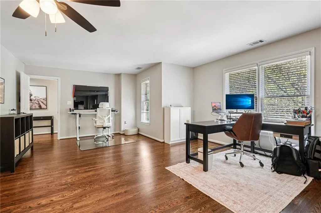 7155 Roswell Road Unit 48, Atlanta, Georgia 30328, 4 Bedrooms Bedrooms, ,2 BathroomsBathrooms,Residential,For Sale,7155 Roswell Road Unit 48,7750657