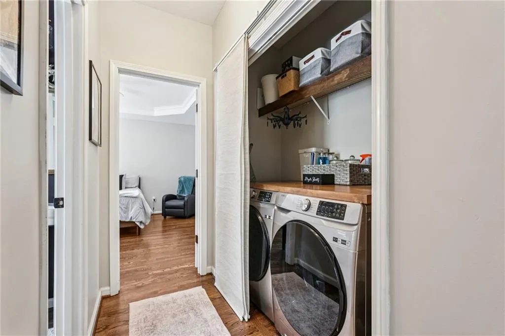 7155 Roswell Road Unit 48, Atlanta, Georgia 30328, 4 Bedrooms Bedrooms, ,2 BathroomsBathrooms,Residential,For Sale,7155 Roswell Road Unit 48,7750657