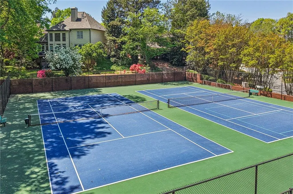 7155 Roswell Road Unit 48, Atlanta, Georgia 30328, 4 Bedrooms Bedrooms, ,2 BathroomsBathrooms,Residential,Sold,7155 Roswell Road Unit 48,7750657