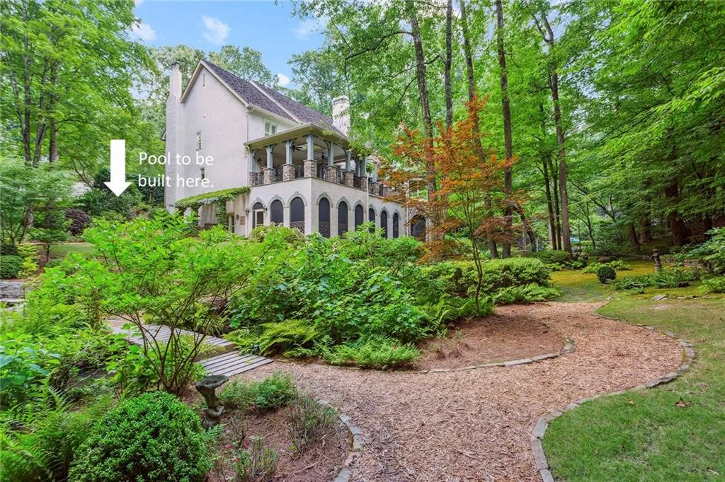 5300 Old Hundred Lane, Sandy Springs, Georgia 30327, 6 Bedrooms Bedrooms, ,4 BathroomsBathrooms,Residential,Sold,5300 Old Hundred Lane,7052440 5300 Old Hundred Lane, Sandy Springs, Georgia 30327, 6 Bedrooms Bedrooms, ,4 BathroomsBathrooms,Residential,Sold,5300 Old Hundred Lane,7052440