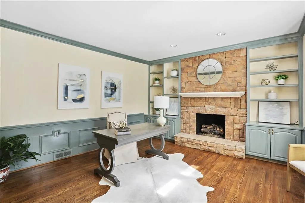 5300 Old Hundred Lane, Sandy Springs, Georgia 30327, 6 Bedrooms Bedrooms, ,4 BathroomsBathrooms,Residential,Sold,5300 Old Hundred Lane,7052440 5300 Old Hundred Lane, Sandy Springs, Georgia 30327, 6 Bedrooms Bedrooms, ,4 BathroomsBathrooms,Residential,Sold,5300 Old Hundred Lane,7052440