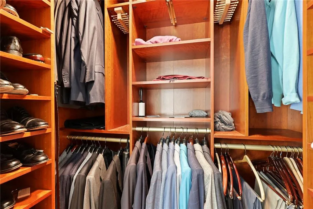 5300 Old Hundred Lane, Sandy Springs, Georgia 30327, 6 Bedrooms Bedrooms, ,4 BathroomsBathrooms,Residential,Sold,5300 Old Hundred Lane,7052440 5300 Old Hundred Lane, Sandy Springs, Georgia 30327, 6 Bedrooms Bedrooms, ,4 BathroomsBathrooms,Residential,Sold,5300 Old Hundred Lane,7052440