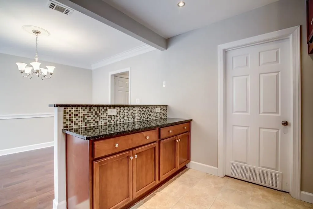 86 Mount Vernon Circle, Sandy Springs, Georgia 30338, 2 Bedrooms Bedrooms, ,2 BathroomsBathrooms,Residential,Sold,86 Mount Vernon Circle,5909069