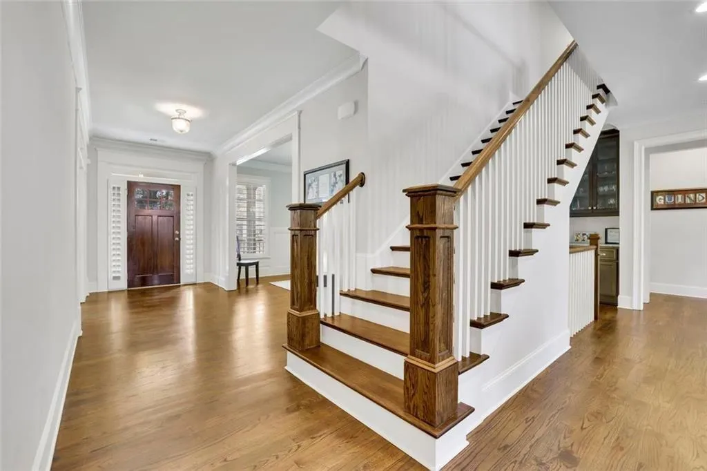 7740 Nesbit Ferry Road, Atlanta, Georgia 30350, 6 Bedrooms Bedrooms, ,4 BathroomsBathrooms,Residential,Sold,7740 Nesbit Ferry Road,7546565
