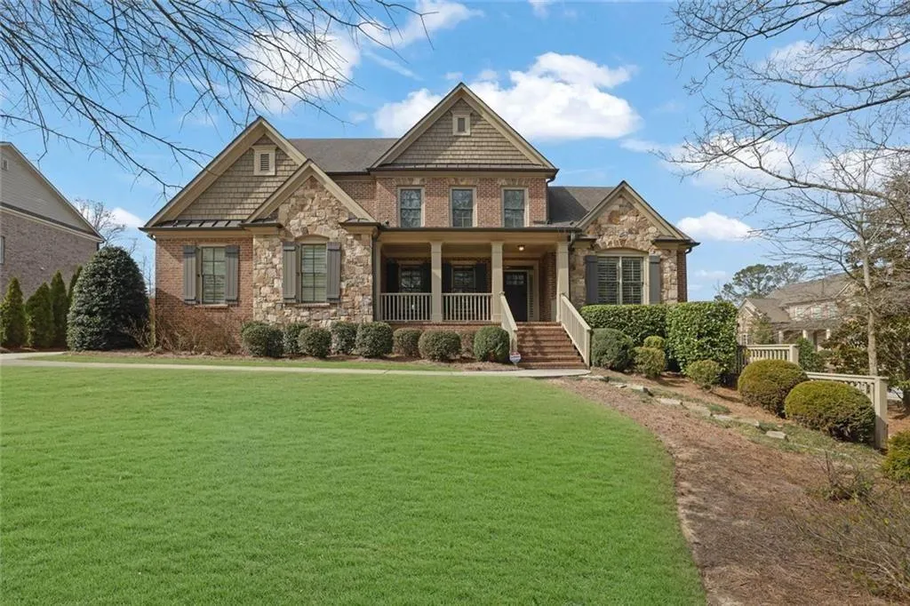 7740 Nesbit Ferry Road, Atlanta, Georgia 30350, 6 Bedrooms Bedrooms, ,4 BathroomsBathrooms,Residential,Sold,7740 Nesbit Ferry Road,7546565