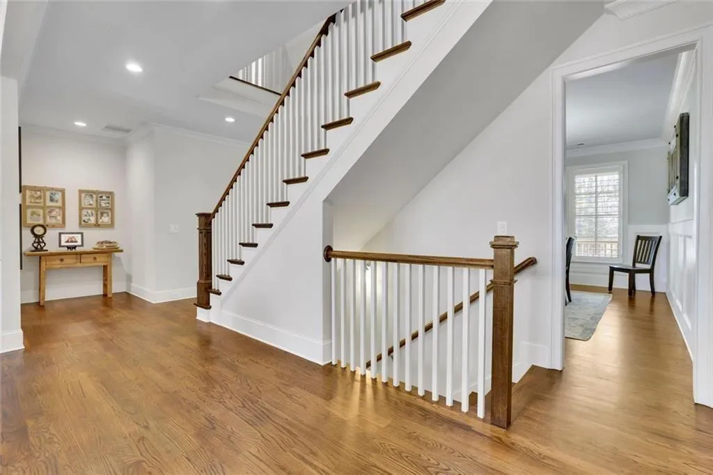 7740 Nesbit Ferry Road, Atlanta, Georgia 30350, 6 Bedrooms Bedrooms, ,4 BathroomsBathrooms,Residential,Sold,7740 Nesbit Ferry Road,7546565