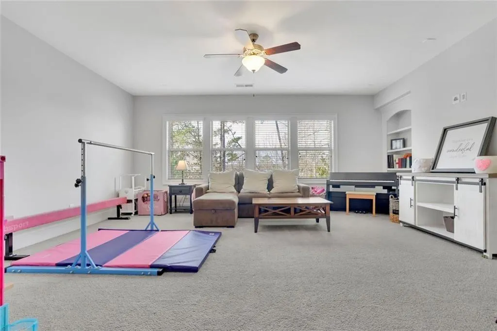 7740 Nesbit Ferry Road, Atlanta, Georgia 30350, 6 Bedrooms Bedrooms, ,4 BathroomsBathrooms,Residential,Sold,7740 Nesbit Ferry Road,7546565