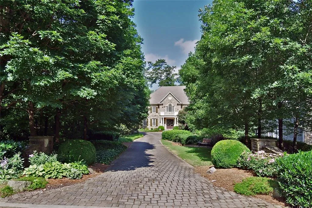 4020 Statewood Road Ne, Atlanta, Georgia 30342, 5 Bedrooms Bedrooms, ,5 BathroomsBathrooms,Residential,Sold,4020 Statewood Road Ne,5978917