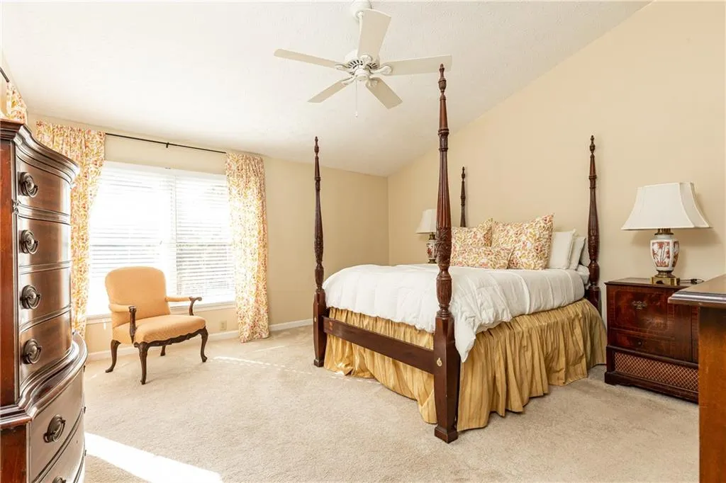 94 Dunwoody Springs Drive, Atlanta, Georgia 30328, 2 Bedrooms Bedrooms, ,2 BathroomsBathrooms,Residential,Sold,94 Dunwoody Springs Drive,7142994