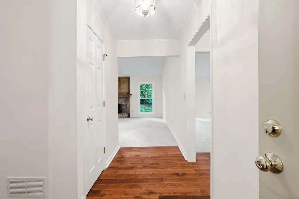 1057 Capital Club Circle Ne, Atlanta, Georgia 30319, 3 Bedrooms Bedrooms, 0 ,2 BathroomsBathrooms,Residential,Sold,1057 Capital Club Circle Ne,7819953