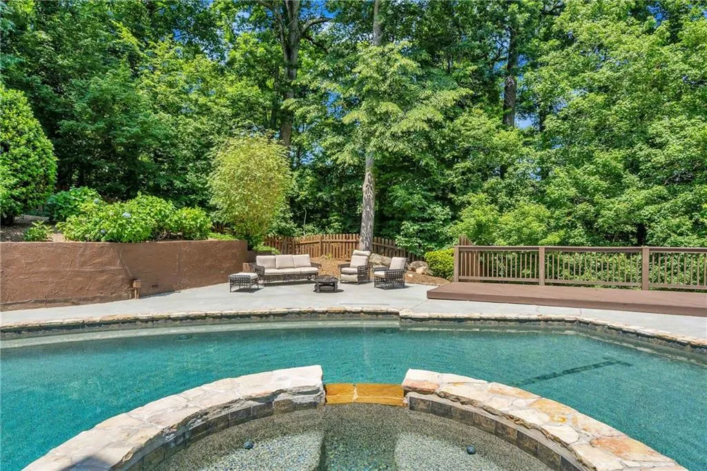 265 Gold Creek Court, Sandy Springs, Georgia 30350, 6 Bedrooms Bedrooms, ,4 BathroomsBathrooms,Residential,Sold,265 Gold Creek Court,6831344