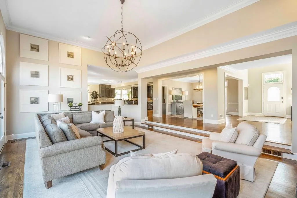 265 Gold Creek Court, Sandy Springs, Georgia 30350, 6 Bedrooms Bedrooms, ,4 BathroomsBathrooms,Residential,Sold,265 Gold Creek Court,6831344