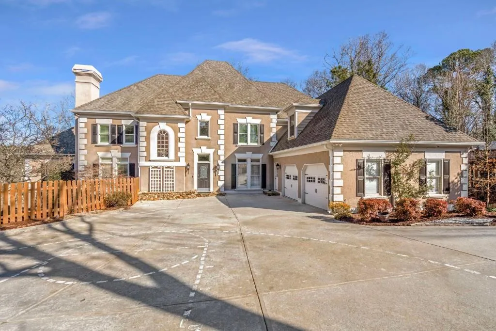 265 Gold Creek Court, Sandy Springs, Georgia 30350, 6 Bedrooms Bedrooms, ,4 BathroomsBathrooms,Residential,Sold,265 Gold Creek Court,6831344