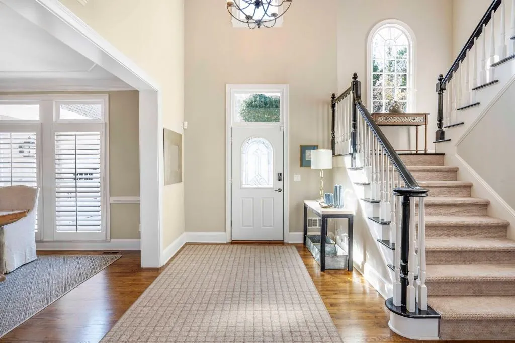 265 Gold Creek Court, Sandy Springs, Georgia 30350, 6 Bedrooms Bedrooms, ,4 BathroomsBathrooms,Residential,Sold,265 Gold Creek Court,6831344