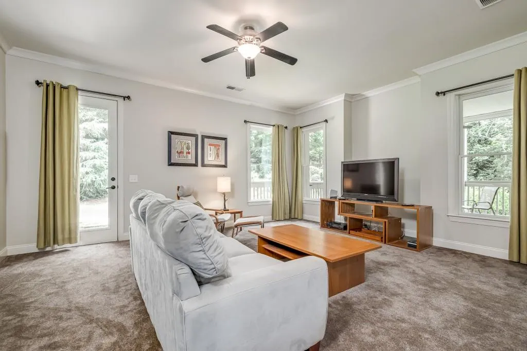 4801 E Conway Drive Nw, Atlanta, Georgia 30327, 5 Bedrooms Bedrooms, ,5 BathroomsBathrooms,Residential,Sold,4801 E Conway Drive Nw,7086793