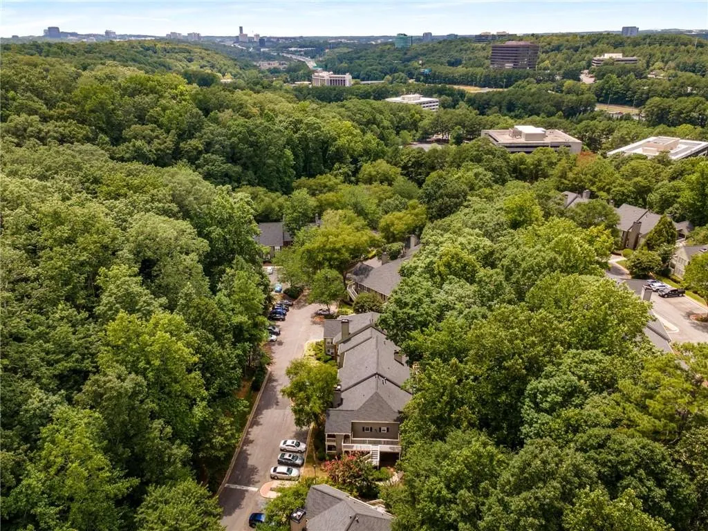 603 Bainbridge Drive, Atlanta, Georgia 30327, 2 Bedrooms Bedrooms, ,2 BathroomsBathrooms,Residential,For Sale,603 Bainbridge Drive,7617007