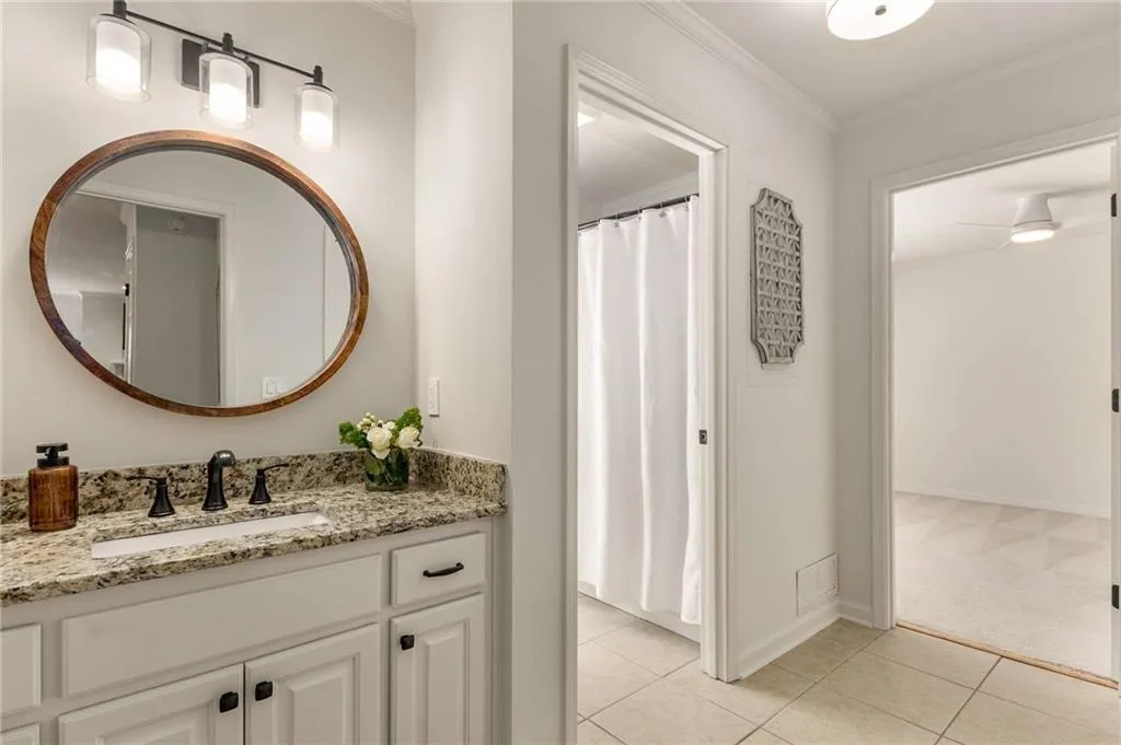 603 Bainbridge Drive, Atlanta, Georgia 30327, 2 Bedrooms Bedrooms, ,2 BathroomsBathrooms,Residential,For Sale,603 Bainbridge Drive,7617007