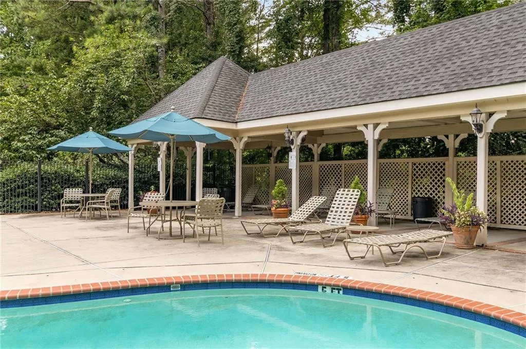 603 Bainbridge Drive, Atlanta, Georgia 30327, 2 Bedrooms Bedrooms, ,2 BathroomsBathrooms,Residential,For Sale,603 Bainbridge Drive,7617007