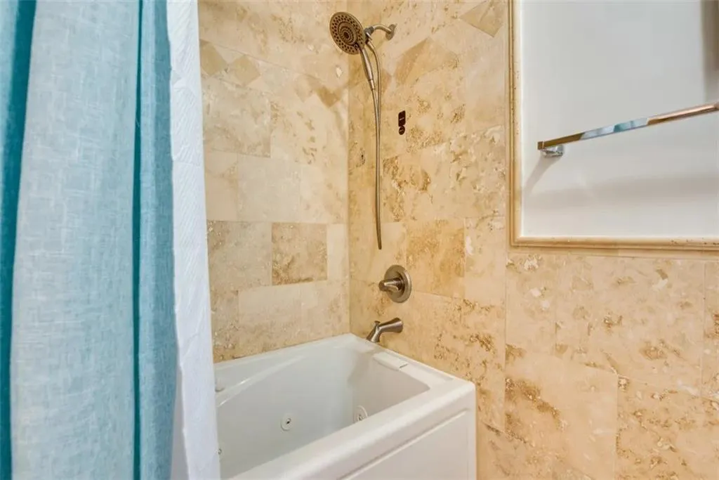 2161 Peachtree Road Ne Unit 801, Atlanta, Georgia 30309, 2 Bedrooms Bedrooms, 0 ,2 BathroomsBathrooms,Residential,For Sale,2161 Peachtree Road Ne Unit 801,7717210