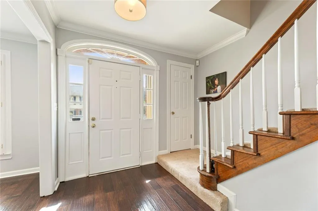 27 Jefferson Hill Place Ne, Atlanta, Georgia 30342, 3 Bedrooms Bedrooms, ,2 BathroomsBathrooms,Residential,Sold,27 Jefferson Hill Place Ne,7581026