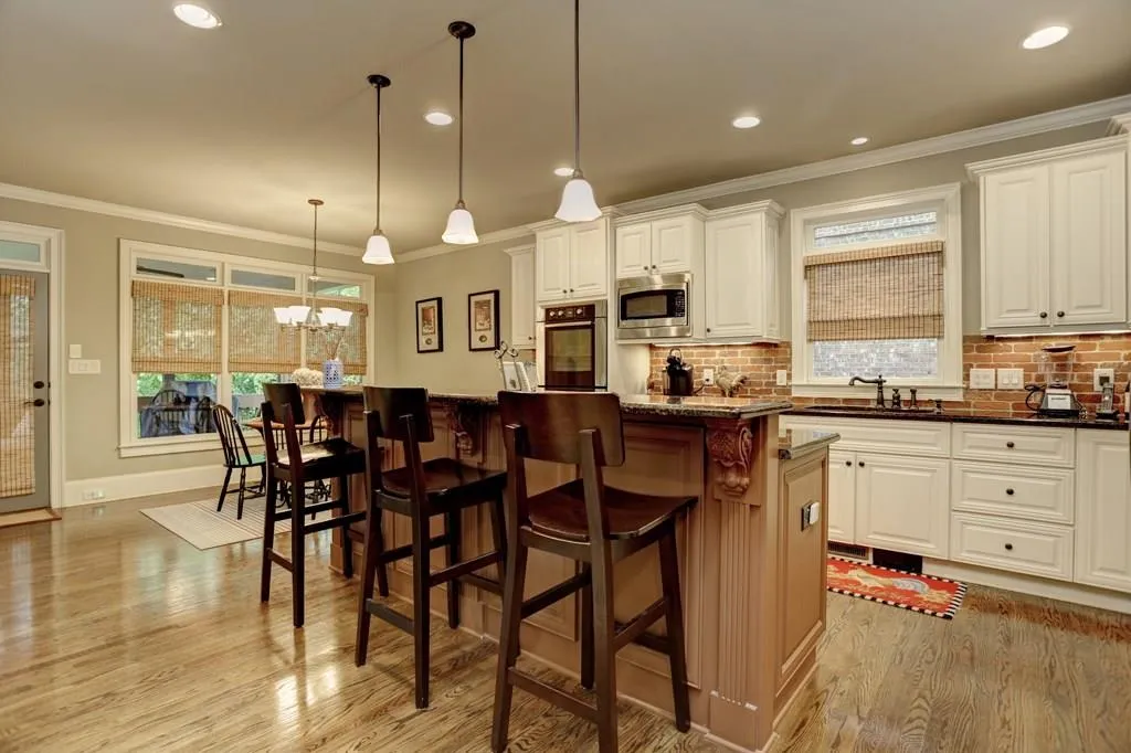 7965 Magnolia Square, Atlanta, Georgia 30350, 3 Bedrooms Bedrooms, ,3 BathroomsBathrooms,Residential,Sold,7965 Magnolia Square,5845103