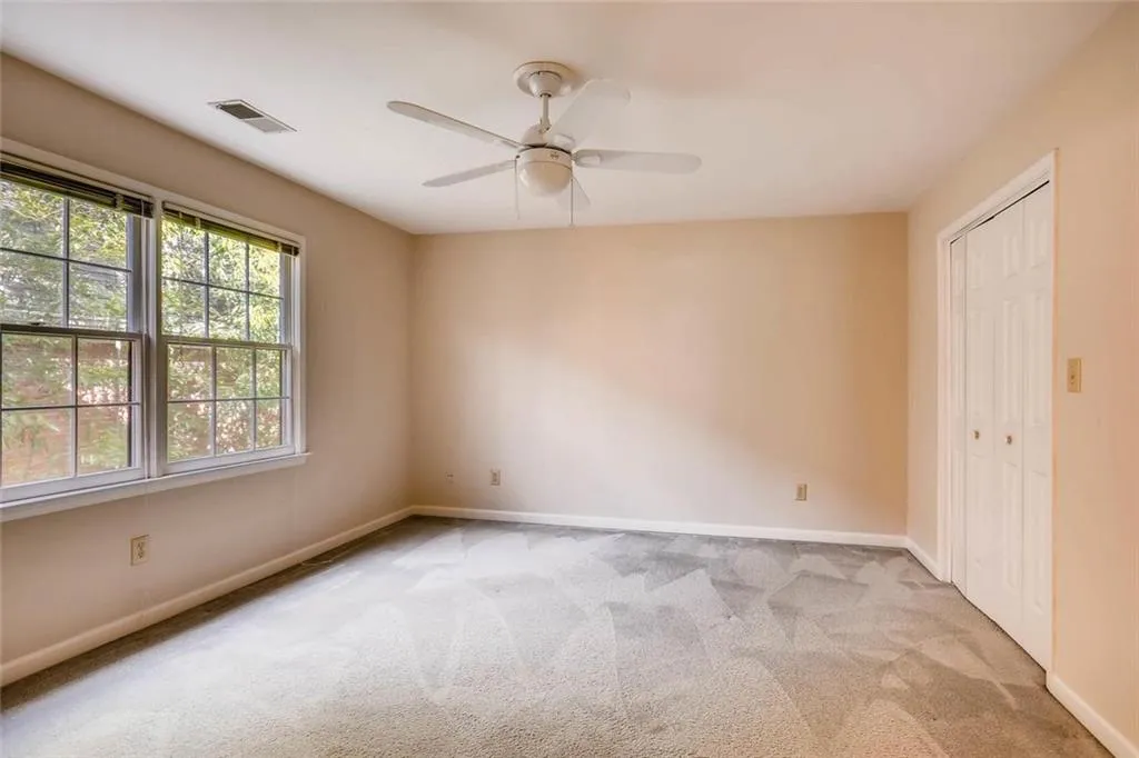 170 Grosvenor Place, Atlanta, Georgia 30328, 5 Bedrooms Bedrooms, ,3 BathroomsBathrooms,Residential,Sold,170 Grosvenor Place,5929509