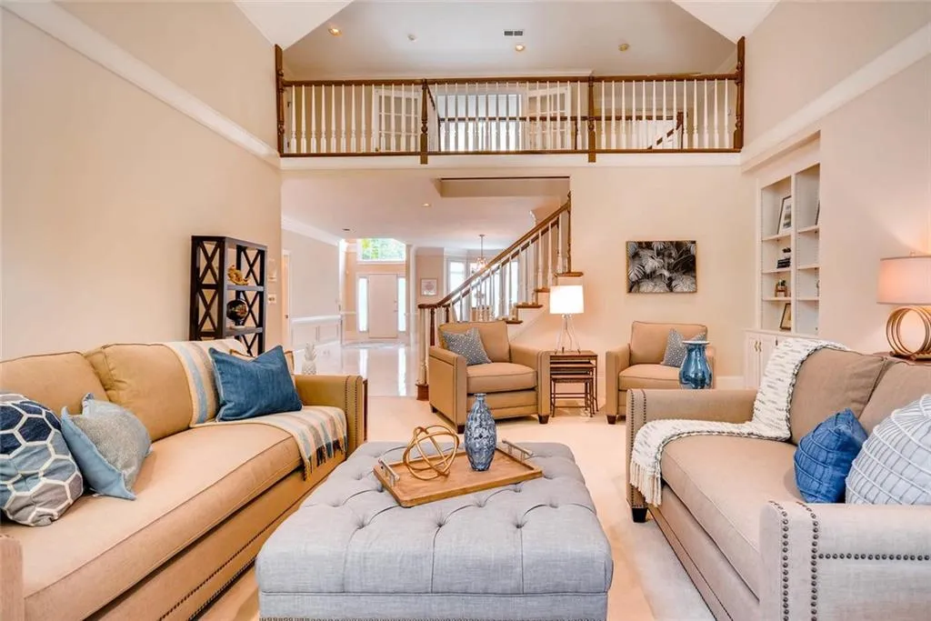 170 Grosvenor Place, Atlanta, Georgia 30328, 5 Bedrooms Bedrooms, ,3 BathroomsBathrooms,Residential,Sold,170 Grosvenor Place,5929509