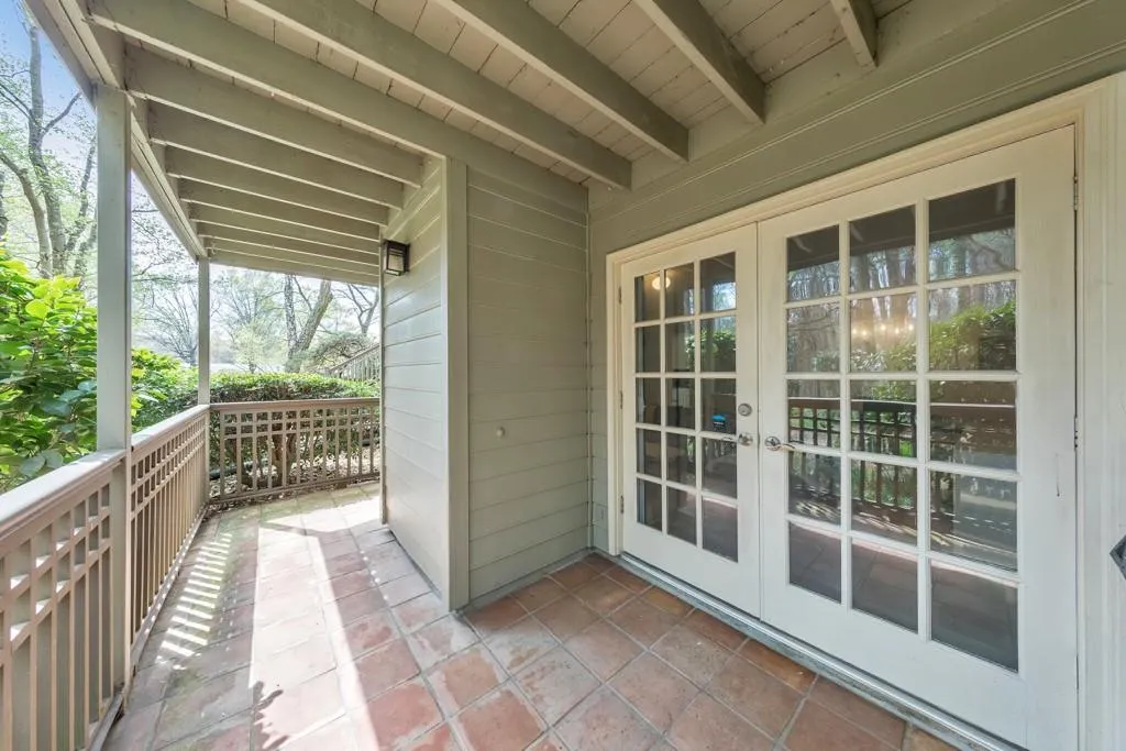ENJOY YOUR MORNING COFFEE OR RELAX IN THE EVENINGS ON THE BACK PATIO!