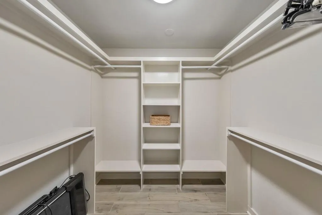 GENEROUS SIZED PRIMARY BEDROOM CLOSET! PERFECT FOR ORGANIZING!