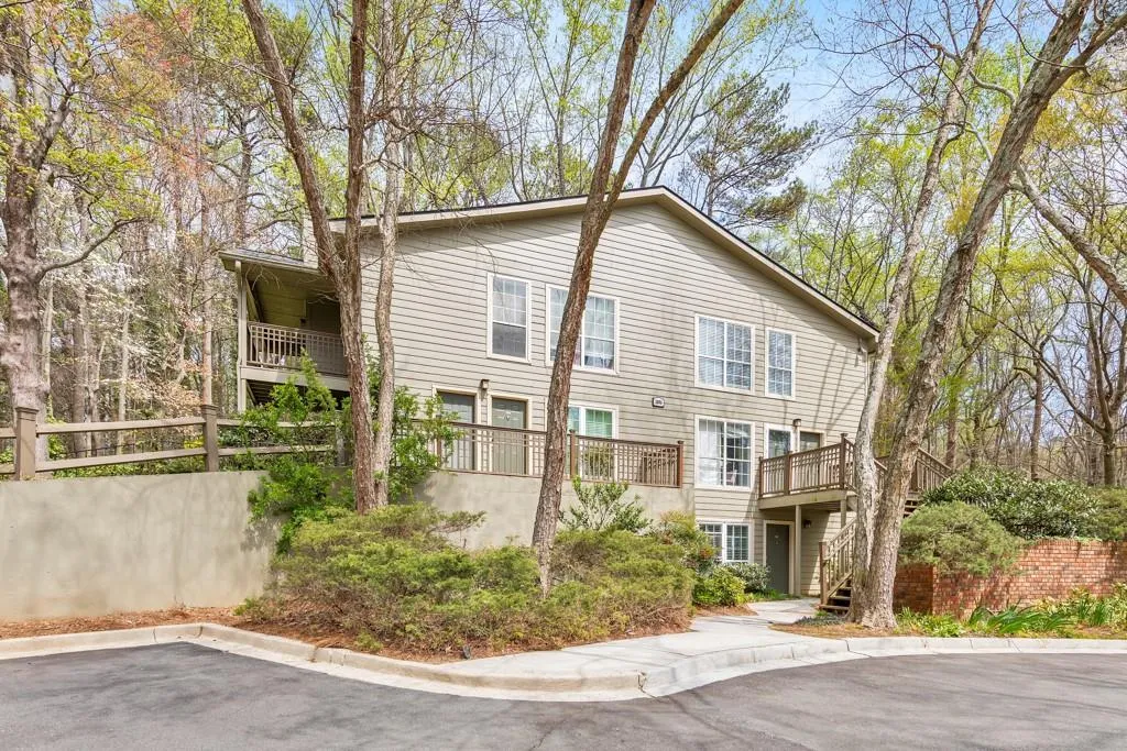 2901 Lenox Road Ne Unit 1005, Atlanta, Georgia 30324, 2 Bedrooms Bedrooms, 0 ,1 BathroomBathrooms,Residential,For Sale,2901 Lenox Road Ne Unit 1005,7737595