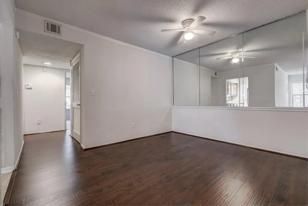 2001 Huntingdon Chase Unit 2001, Sandy Springs, Georgia 30350, 2 Bedrooms Bedrooms, ,2 BathroomsBathrooms,Residential,Sold,2001 Huntingdon Chase Unit 2001,6098450