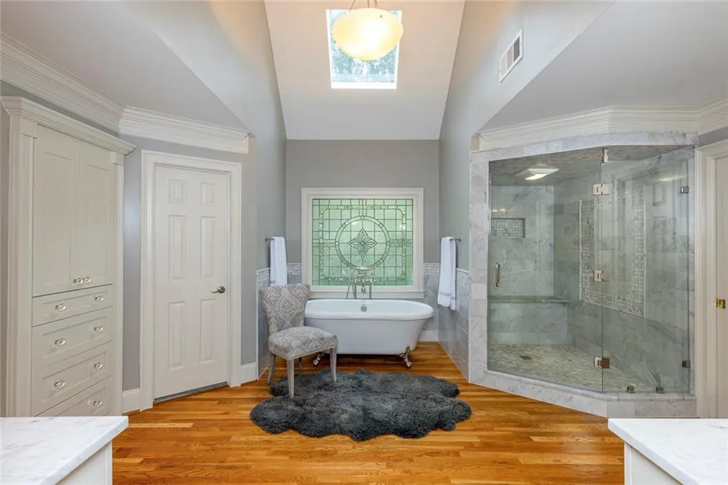 NEW Spa-Like Bath