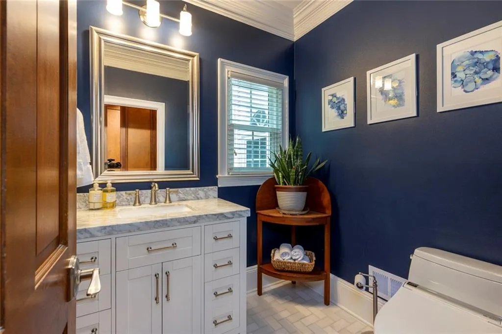 Newly Renovated Powder Room