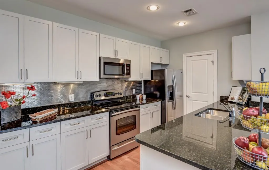 325 E Paces Ferry Road Ne Unit 1101, Atlanta, Georgia 30305, 2 Bedrooms Bedrooms, ,2 BathroomsBathrooms,Residential,Sold,325 E Paces Ferry Road Ne Unit 1101,5778132