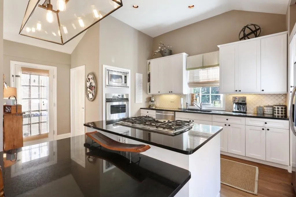 344 Pine Forest Road, Atlanta, Georgia 30342, 3 Bedrooms Bedrooms, ,2 BathroomsBathrooms,Residential,Sold,344 Pine Forest Road,5780701